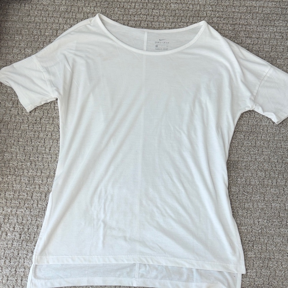 Nike Women's White Short Sleeve Tee